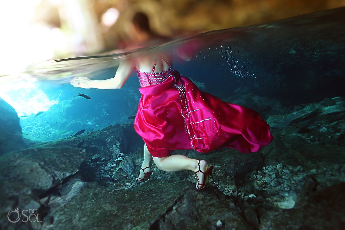 Riviera Maya photography underwater trash the dress cenote