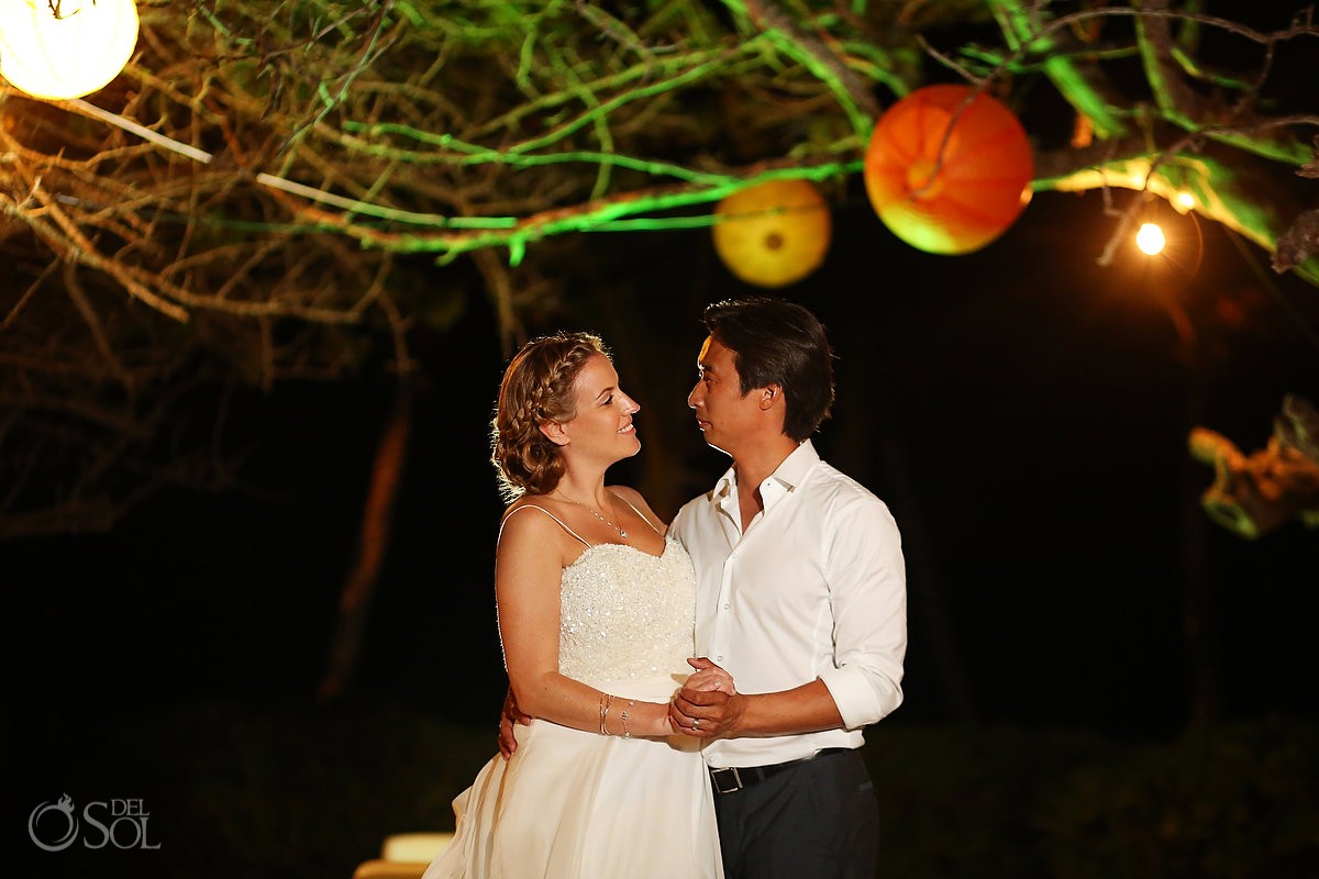 Beach wedding Tulum Ana y Jose Mexico
