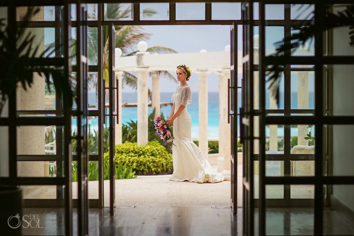 Destination wedding Sandos Cancun Mexico Del Sol Photography