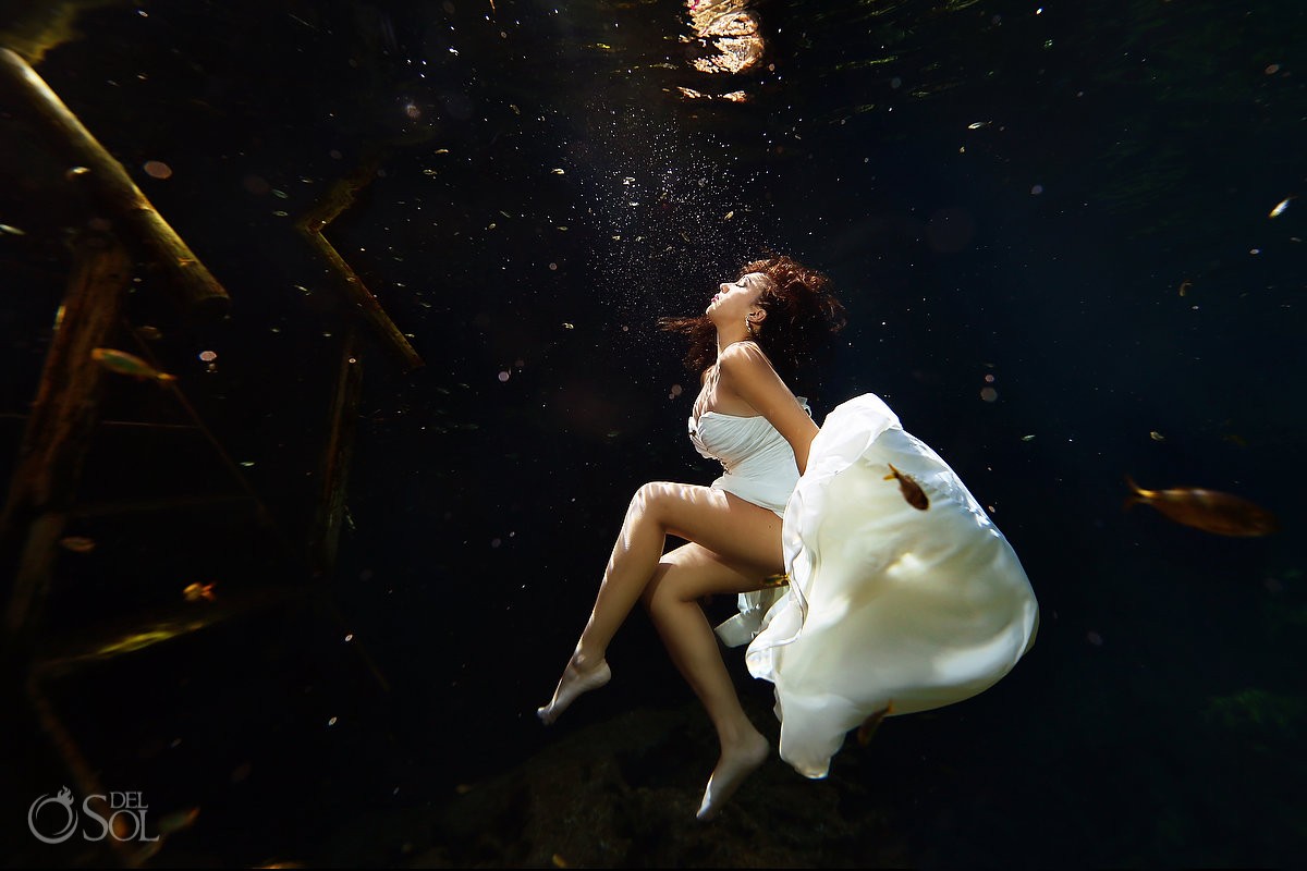 Riviera Maya trash the dress cenote underwater Del Sol Photography