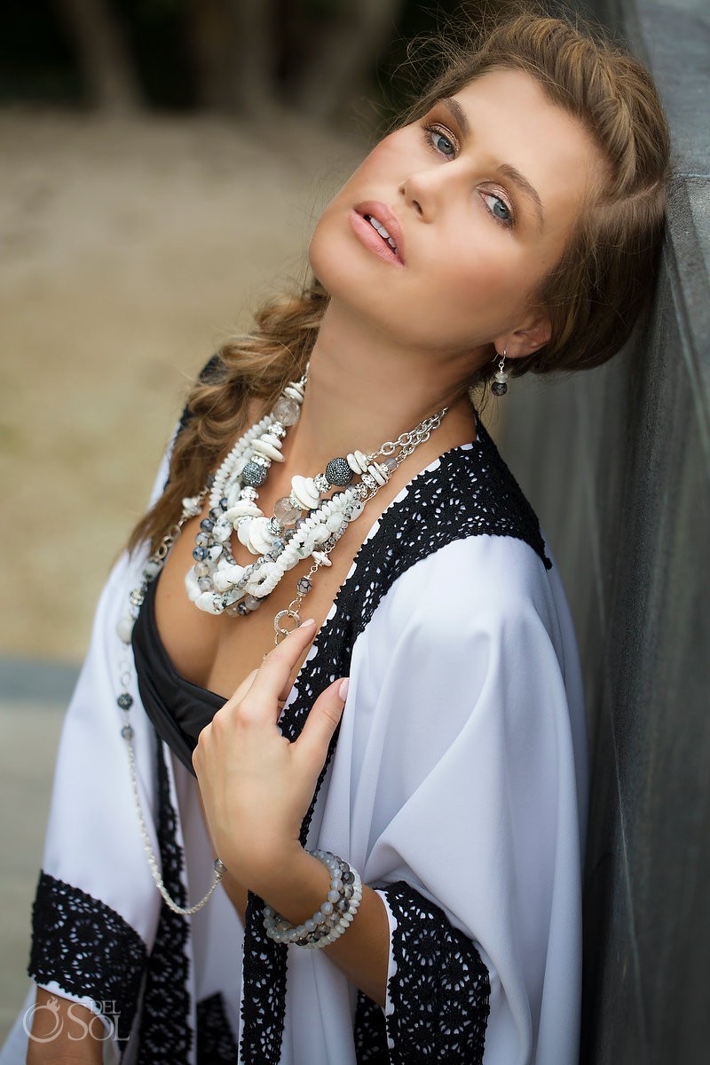 Hillberg & Berk Jewelry commercial photography Cancun shoot