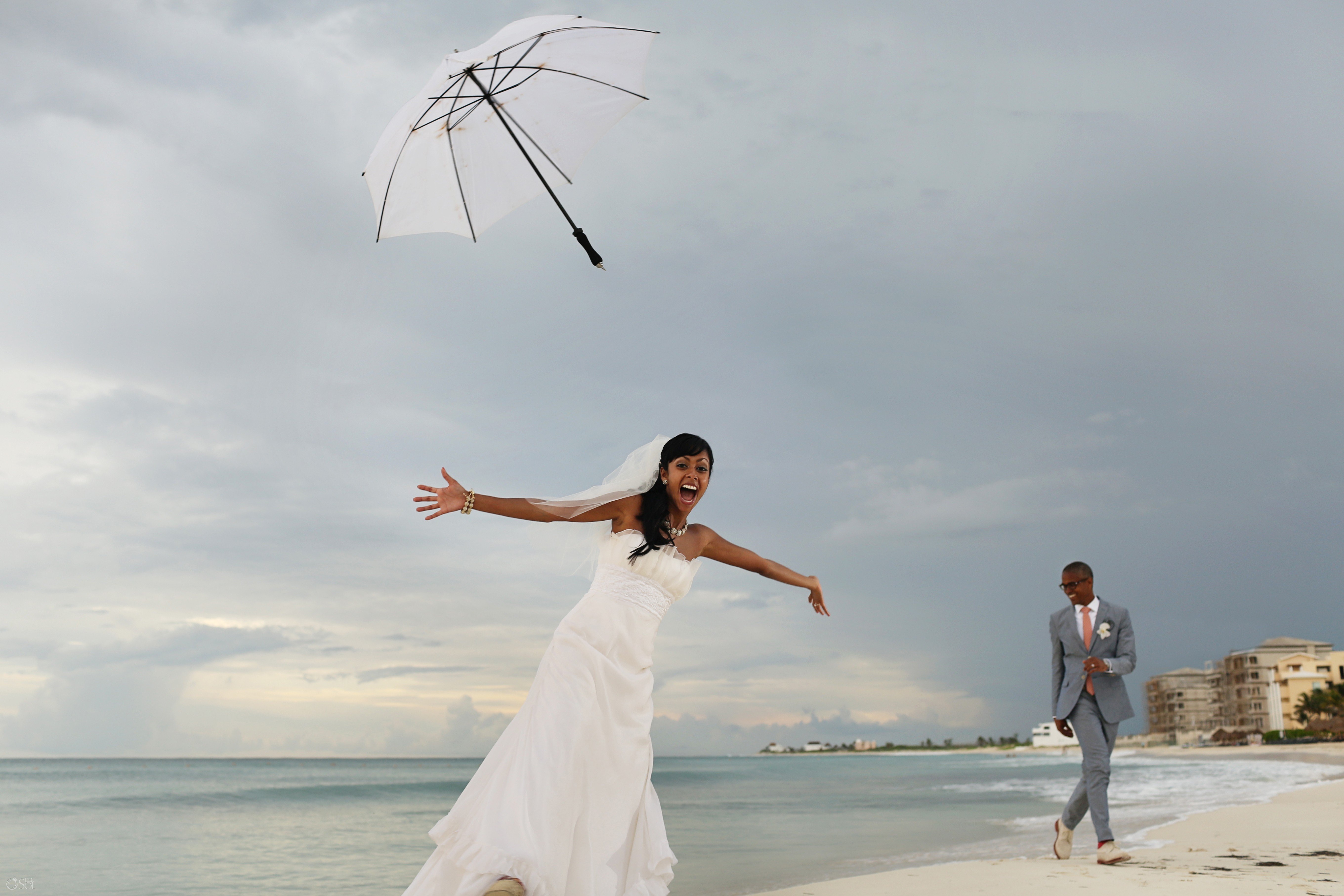 why rain on the wedding day is awesome