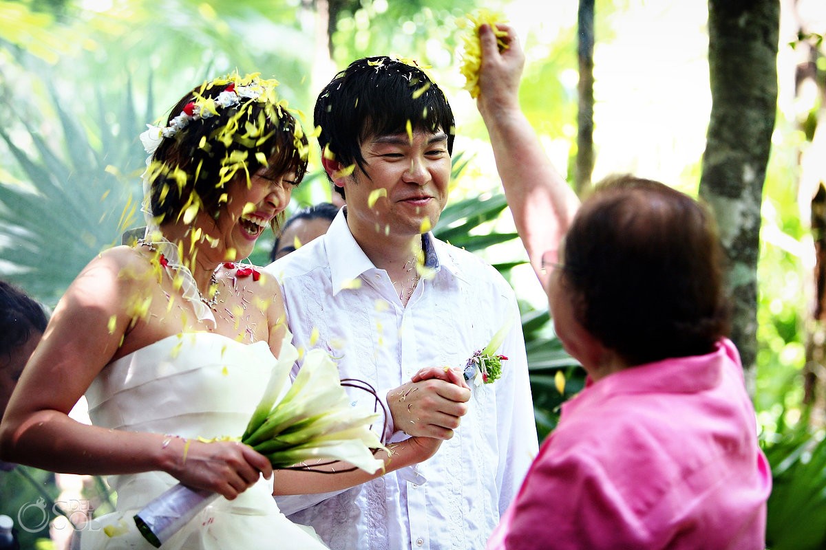 cenote mayan wedding photo