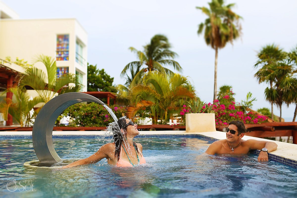 hydrotherapy massage Thalasso Pool boutique hotel Zoetry Villa Rolandi, Isla Mujeres, Cancun, Mexico
