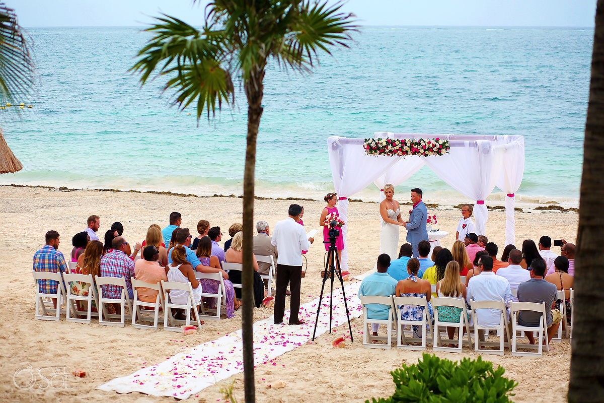 Destination Wedding Dreams Riviera Cancun Wedding Kelli And Chris