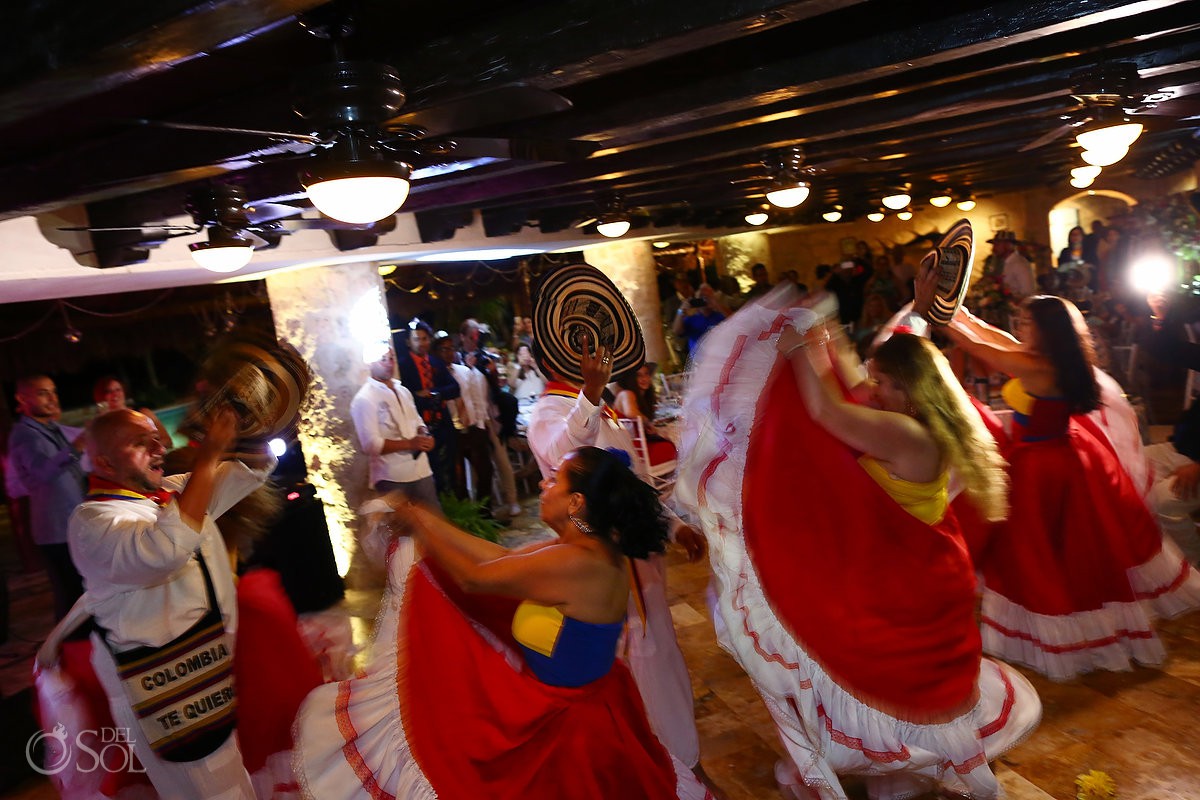 Mexican dancers reception time Cozumel Mexico