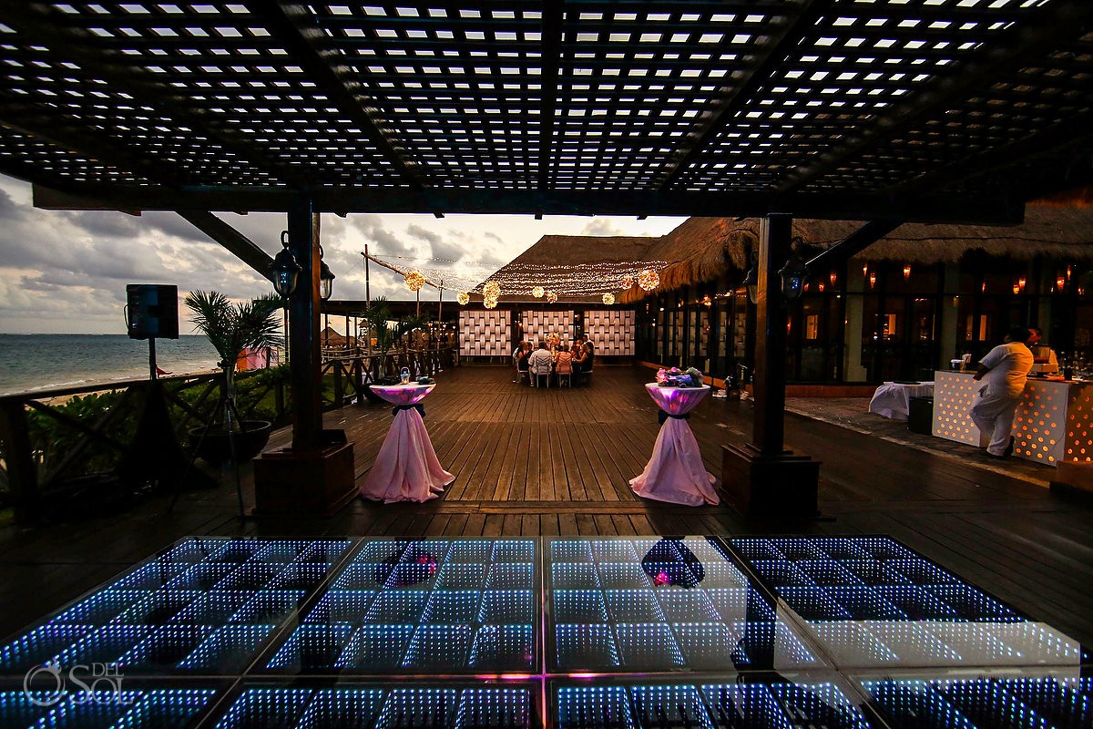 wedding cocktail set up Now Sapphire Riviera Maya México