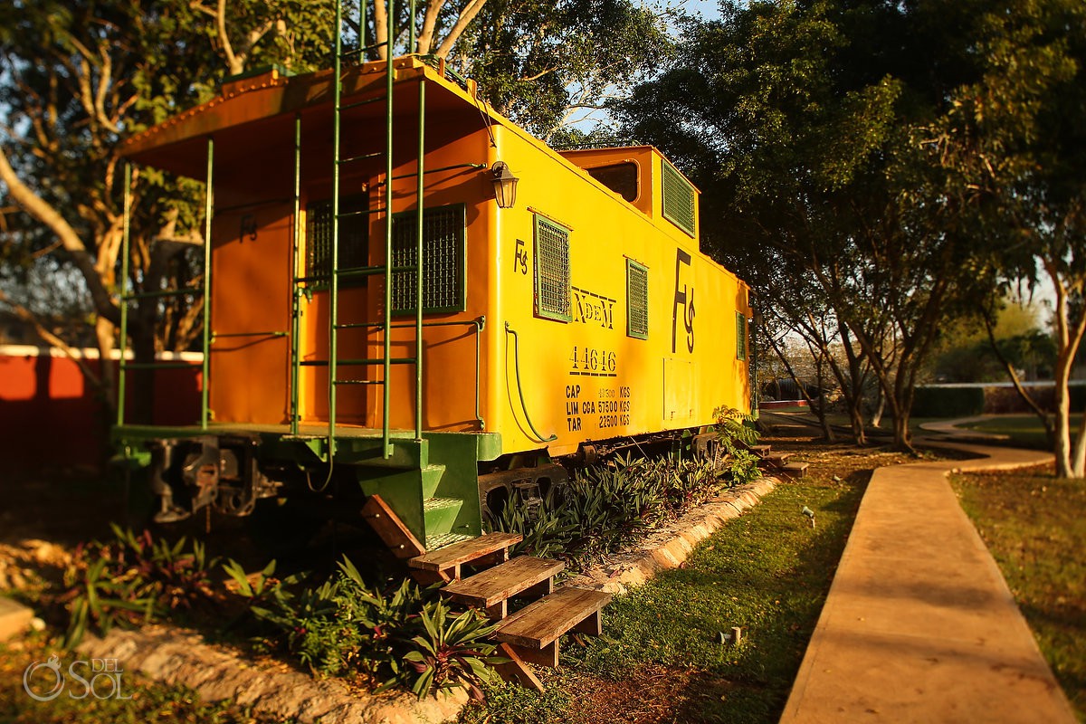 Agave Hacienda train car workers used to prepare henequén - Green Fibre gold from hacienda Sotula de Peon Yucatan Mexico #ExperienciasInfinitas