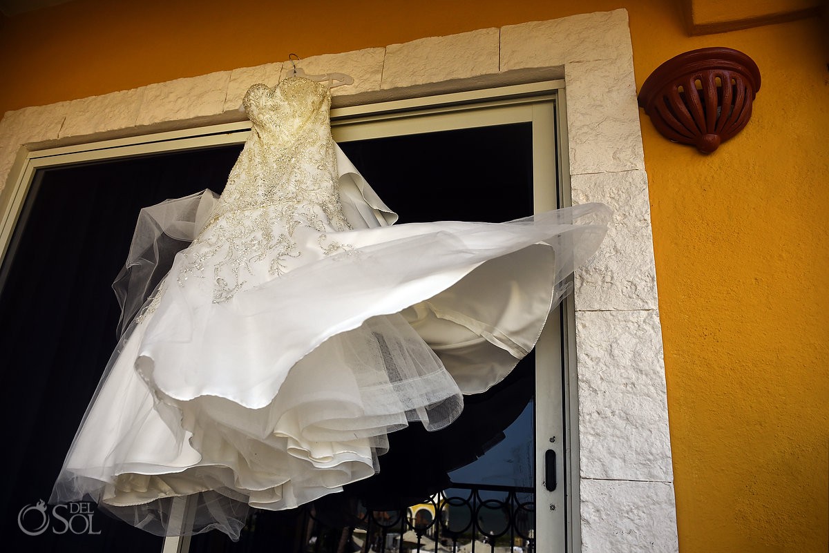 Wedding dress Secrets Capri Riviera Cancun Playa del Carmen Mexico