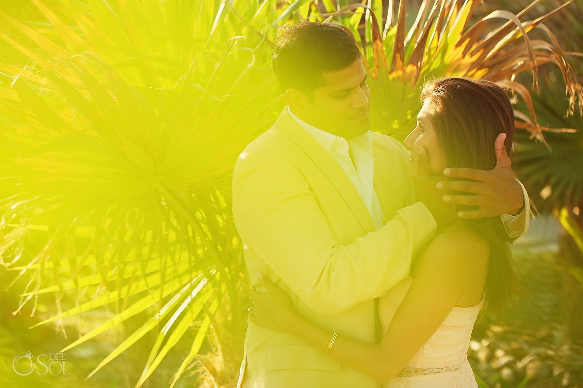 green flare Grand Sirenis Riviera Maya Save the Date Engagement Session