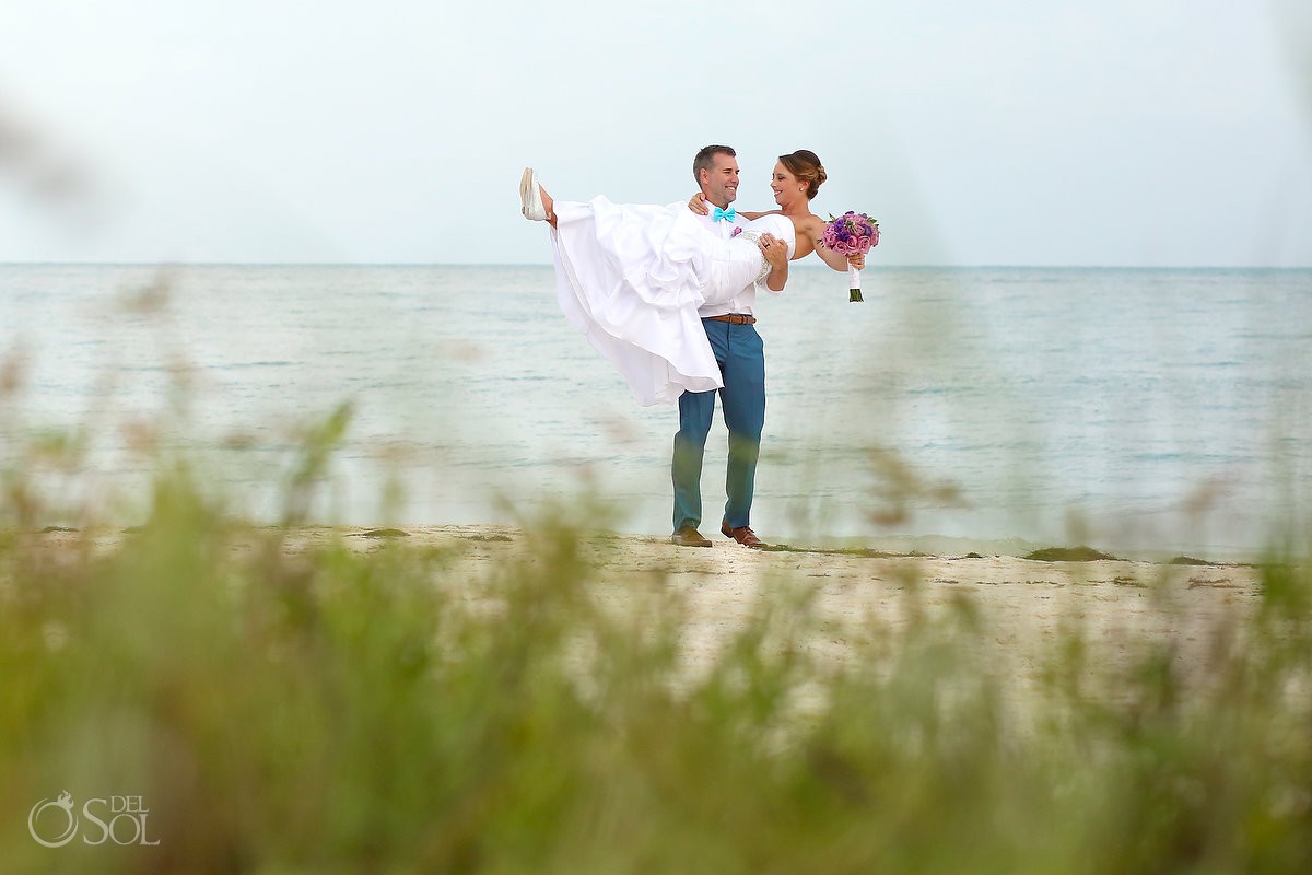 bride and groom romantic wedding pictures Secrets Capri Riviera Cancun Playa del Carmen Mexico