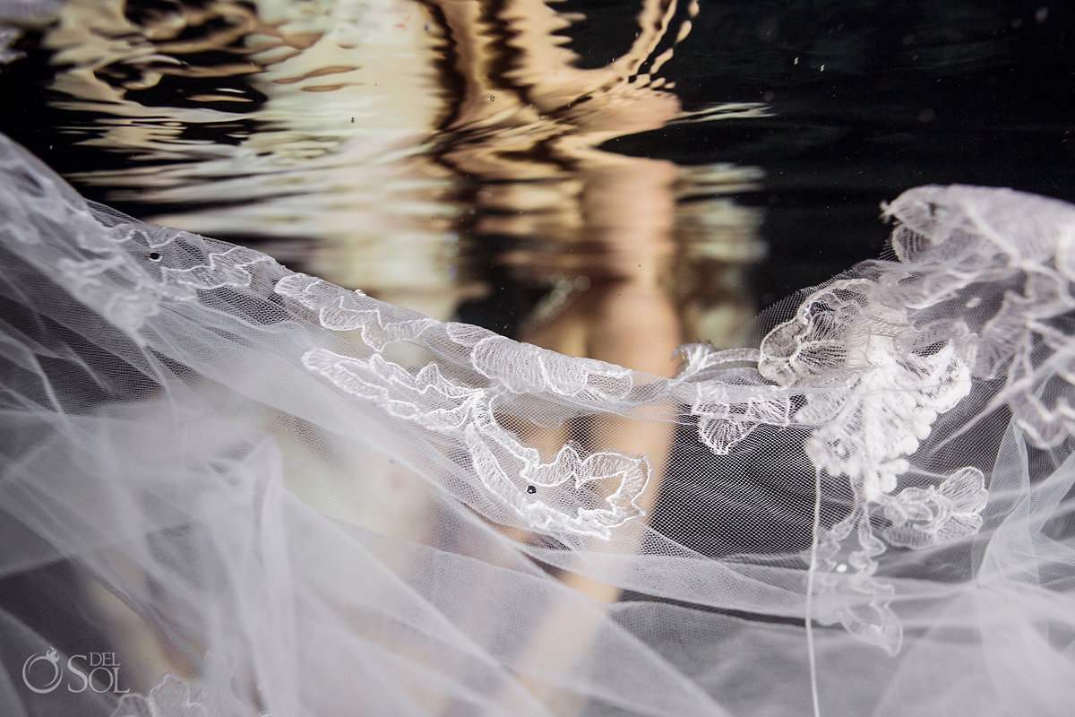 fine art adam and eve Underwater wedding veil cenote trash the dress riviera Maya Mexico
