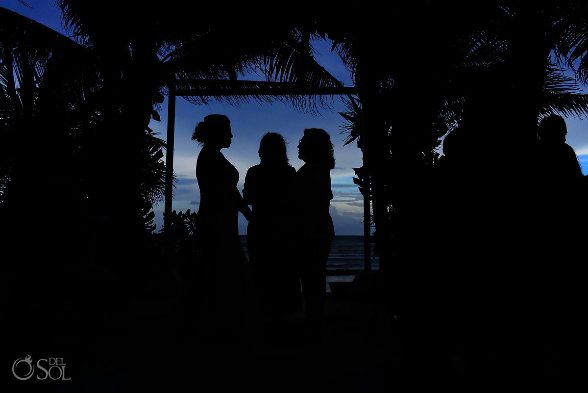 Hacienda Corazon Wedding ceremony silhouette