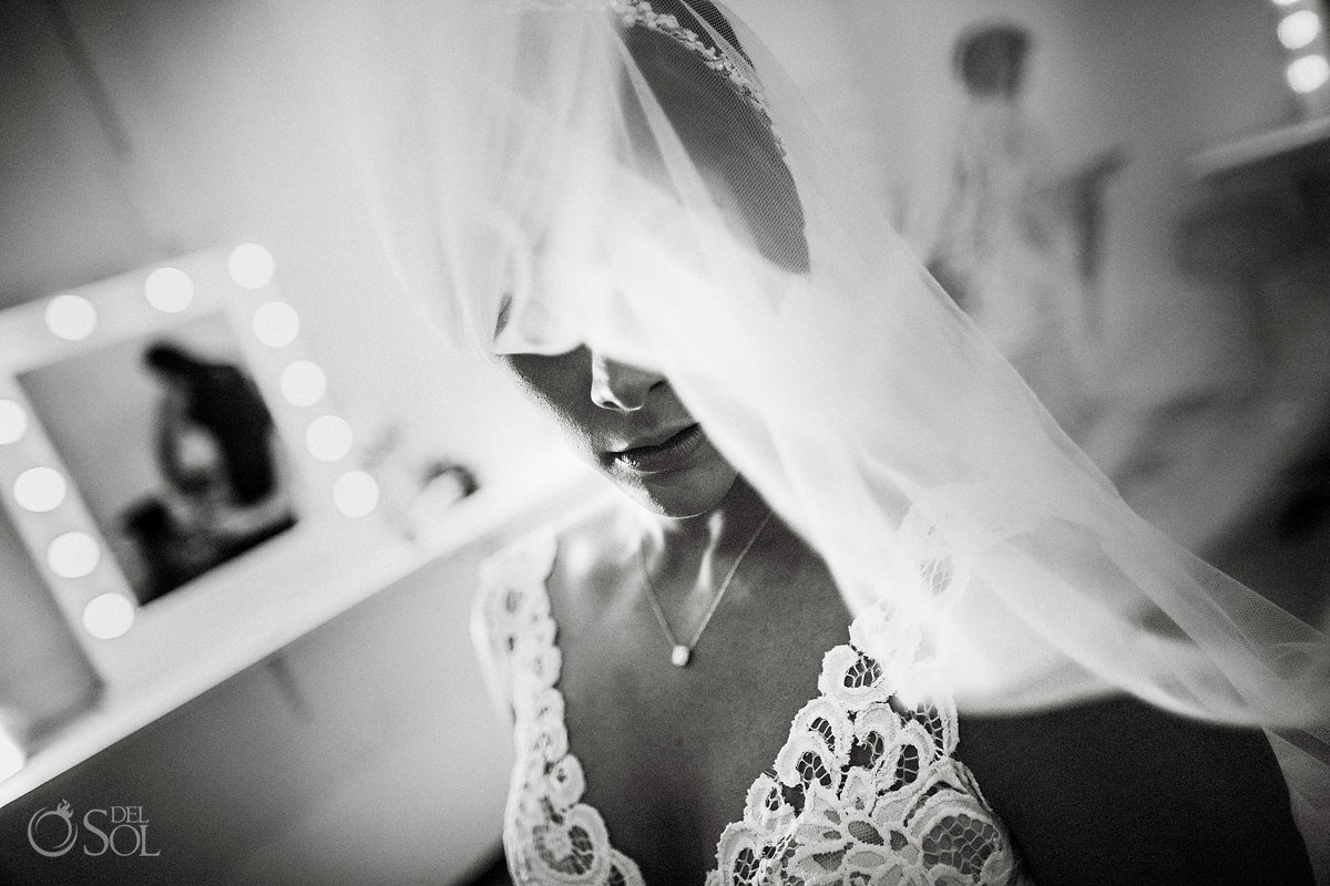 Black White Hiding Bride Portrait Getting Ready Classic Simple Diamond Chain Tulle Veil