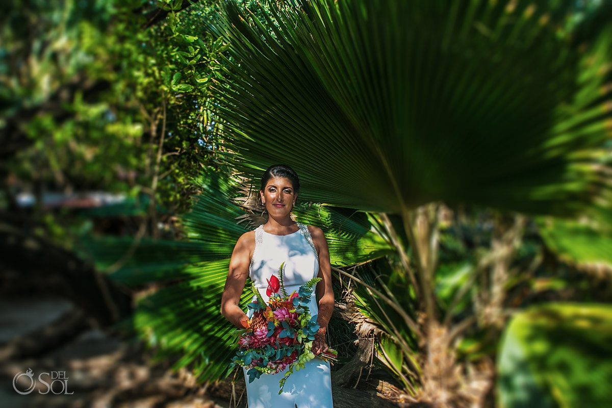 Tropical Bouquet Hindu Bride exuberant Nature 