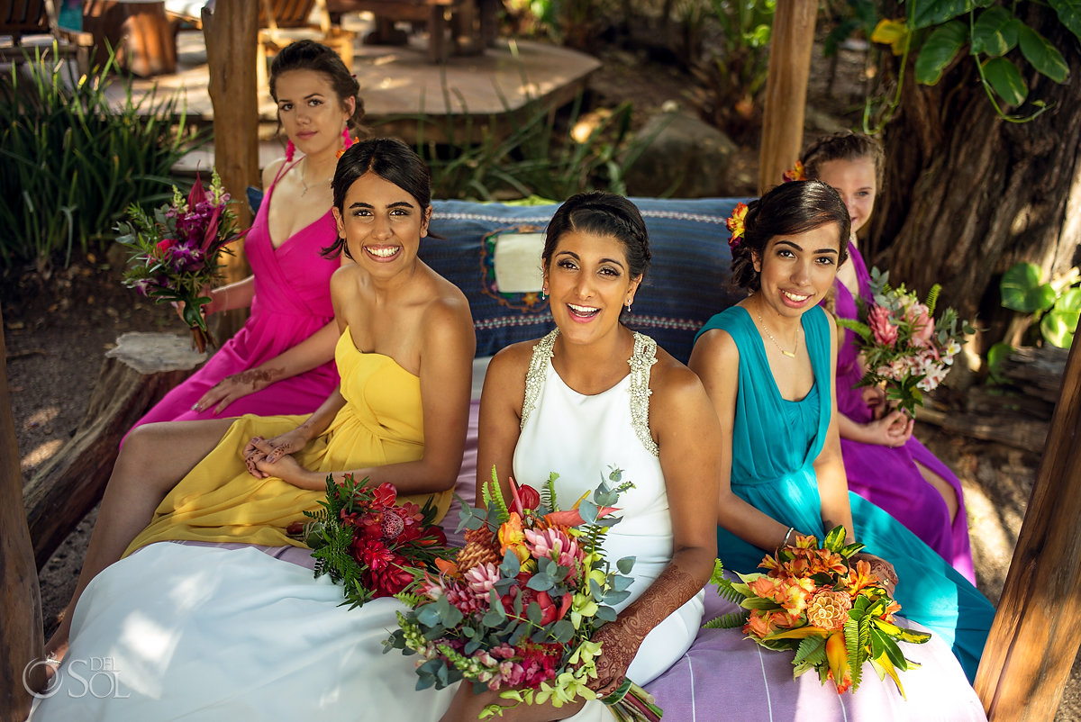 Multicolor bridesmaid dresses Tropical Style Guanacaste Costarica 