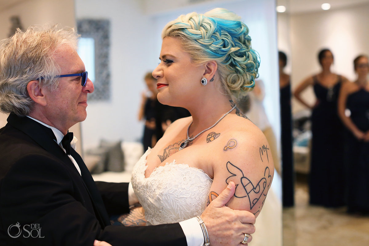 Tattooed Bride Father in Law Special Look Sapphire Necklace Gift Blue Hairstyle