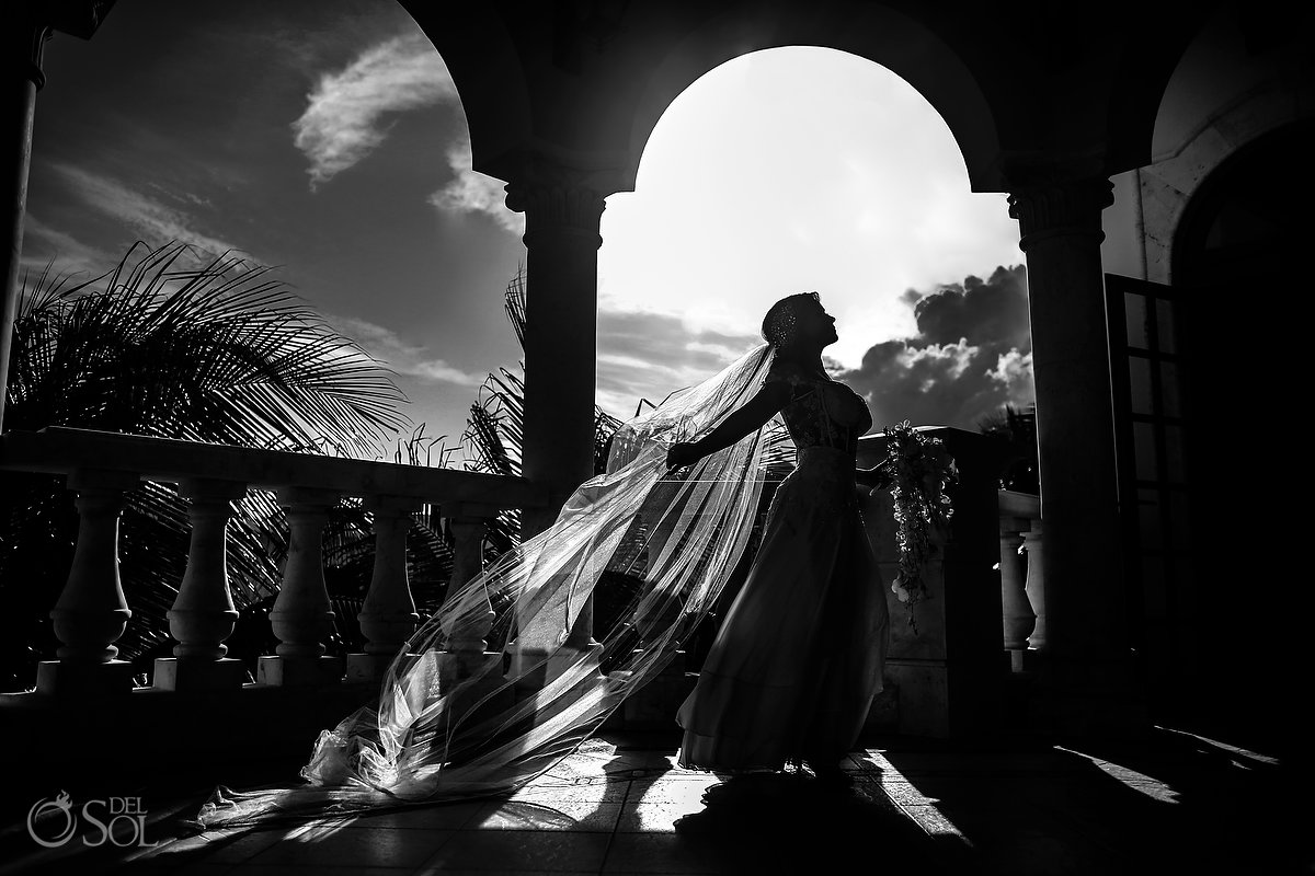 Villa La Joya Wedding bride silhouette