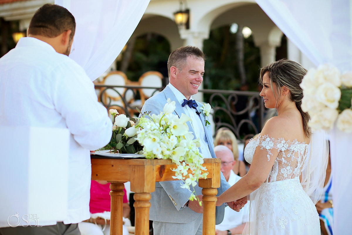 Villa La Joya beach Wedding 