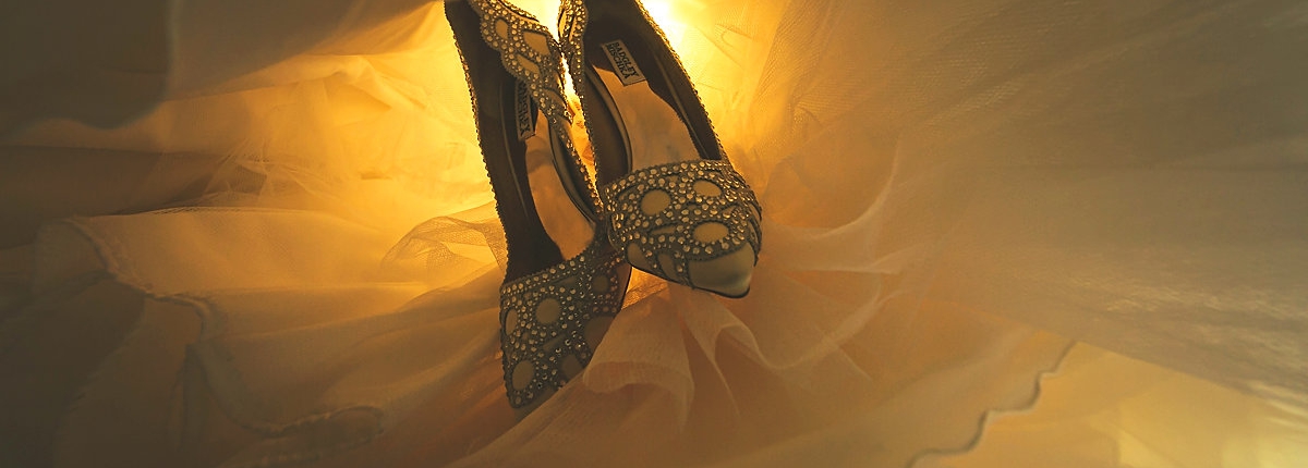 Badgley Mischka Bridal heels detail photo Hyatt Ziva Cancun Wedding