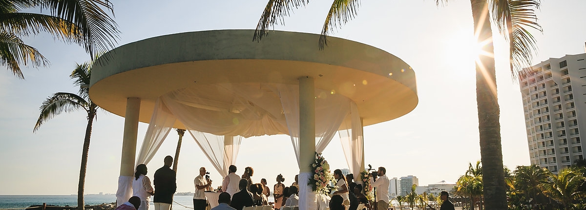 gazebo cliff wedding Hyatt Ziva Cancun