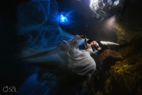 underwater love cenote trash the dress Playa del Carmen mexico