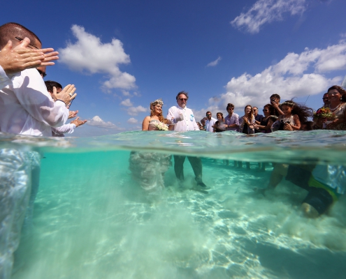 Micro Wedding in the ocean in Cozumel Mexico