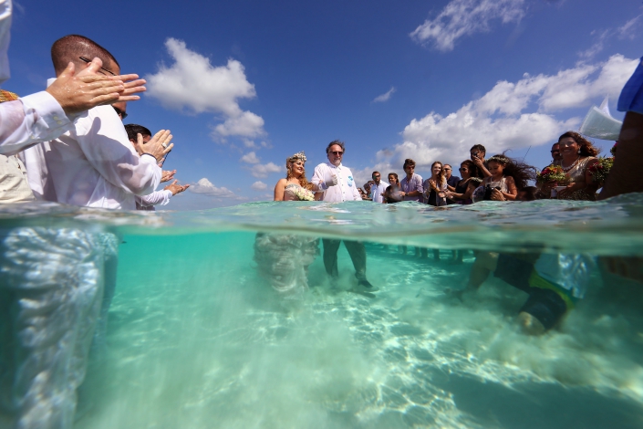 Micro Wedding in the ocean in Cozumel Mexico