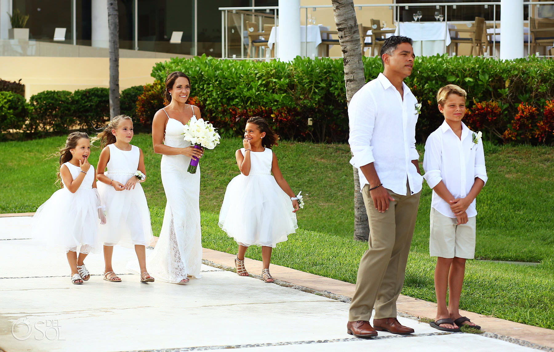 Mexico wedding family first look