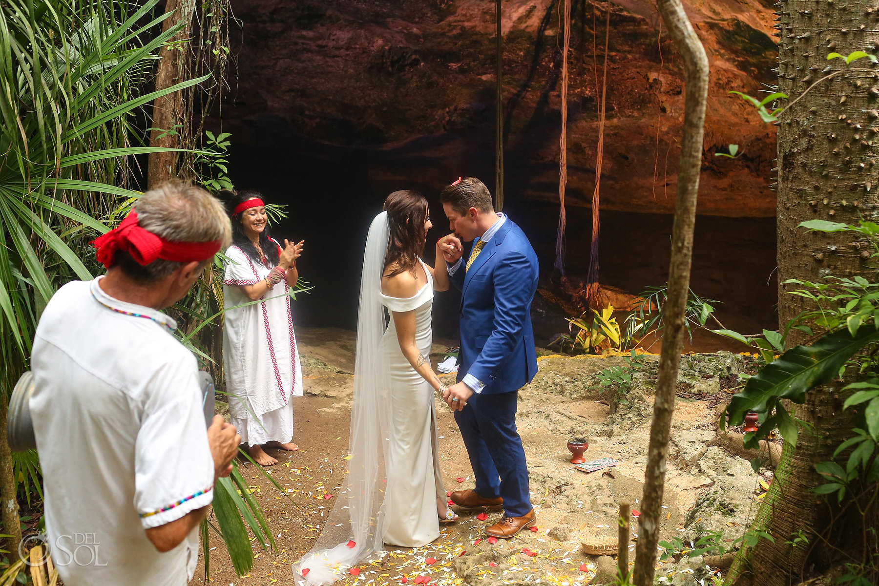 first kiss Eloping in a cenote in Mexico