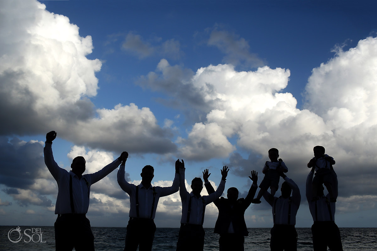 bridal party photo idea silhouette