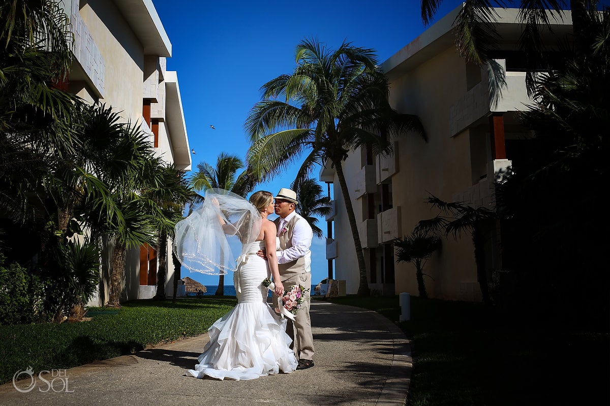 best destination wedding TA Del Sol Travels Now Sapphire wedding portrait