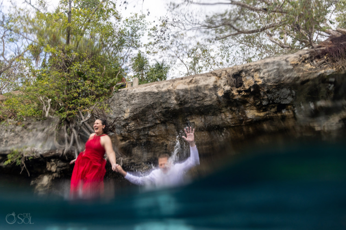 10 Year anniversary trash the dress underwater bride and groom