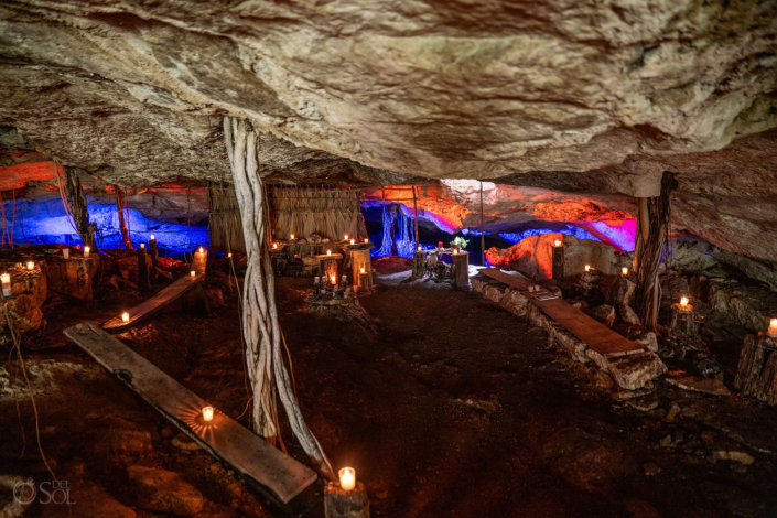 20 year cenote vow renewal decor