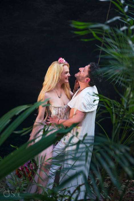 Elopement portrait riviera maya cenote Tulum Mexico