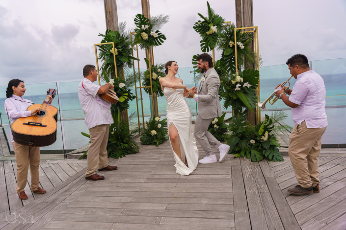 wedding couple dancing mexican music band sky deck Secrets Moxche