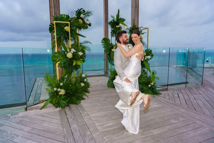 Secrets Moxche sky deck wedding couple photography