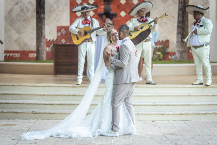 Dreams Tulum bride and groom