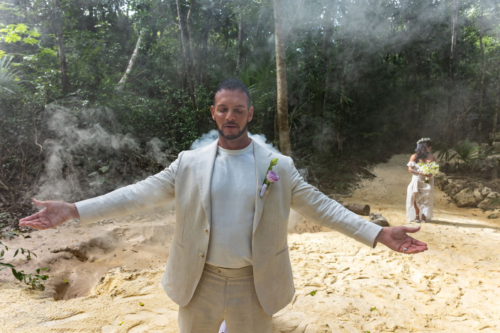 Epic cenote wedding location in Mexico chosen for an intimate micro wedding experience